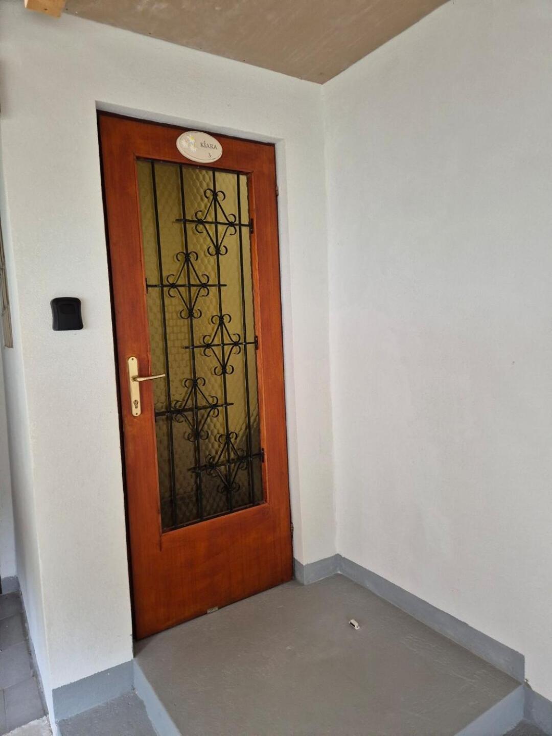 Kiara Rooms Jesenice Exterior photo