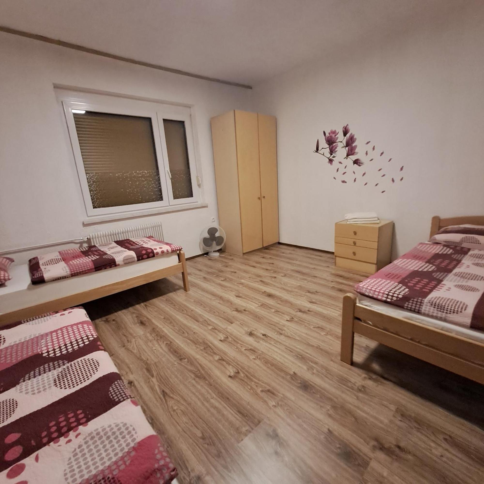 Kiara Rooms Jesenice Exterior photo